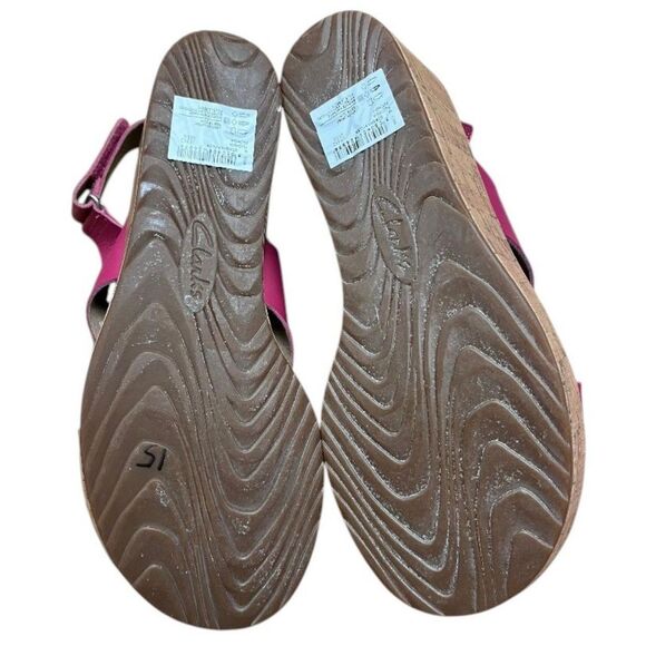 CLARKS Stasha Hale4 Criss Cross Slingback Wedge Shoes in Fuscia Hot Pink Sz 9M - Picture 6 of 7